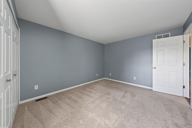 8224 Clay Court Court 11, Sterling Heights, MI 48313