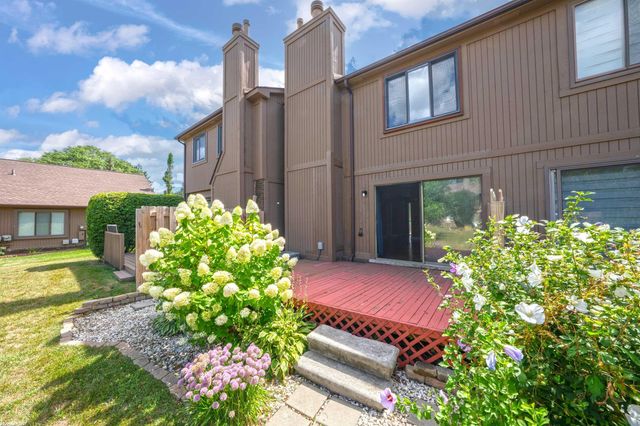 8224 Clay Court Court 11, Sterling Heights, MI 48313