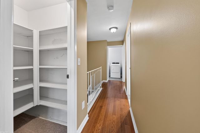 8224 Clay Court Court 11, Sterling Heights, MI 48313