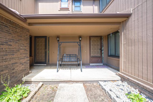 8224 Clay Court Court 11, Sterling Heights, MI 48313