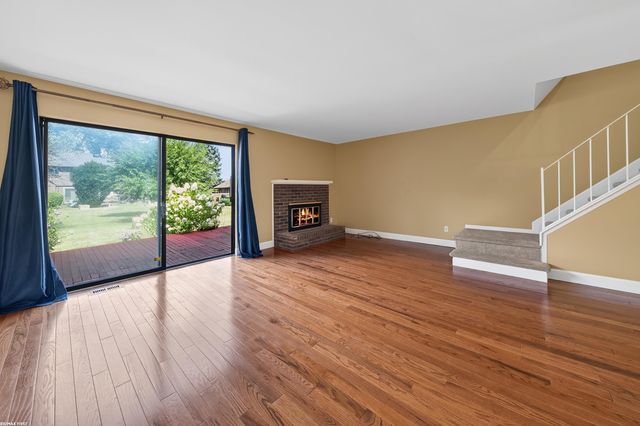 8224 Clay Court Court 11, Sterling Heights, MI 48313