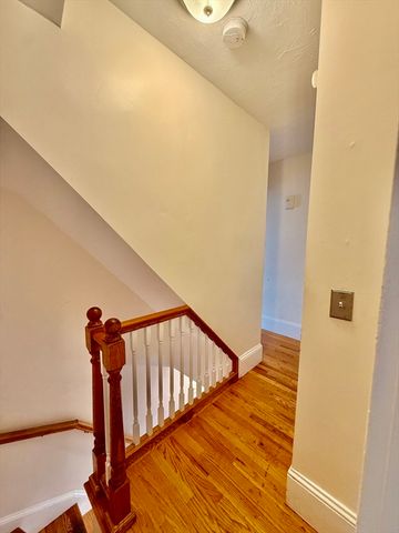 81 South St 81, Quincy, MA 02169