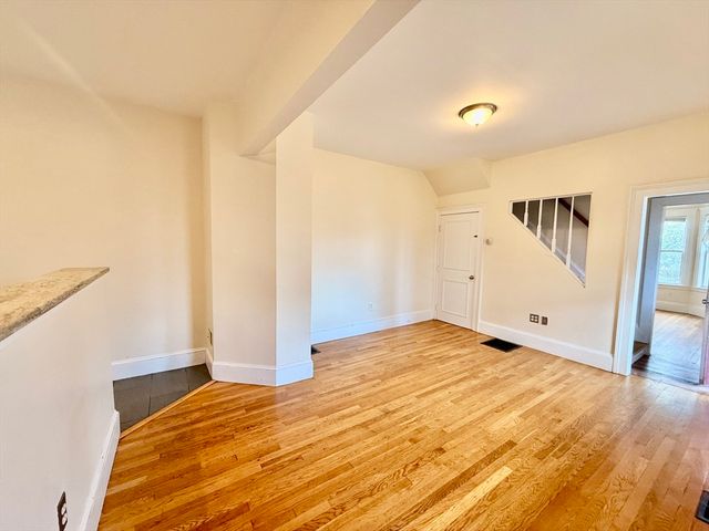 81 South St 81, Quincy, MA 02169