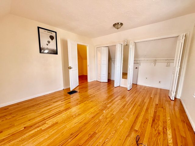 81 South St 81, Quincy, MA 02169