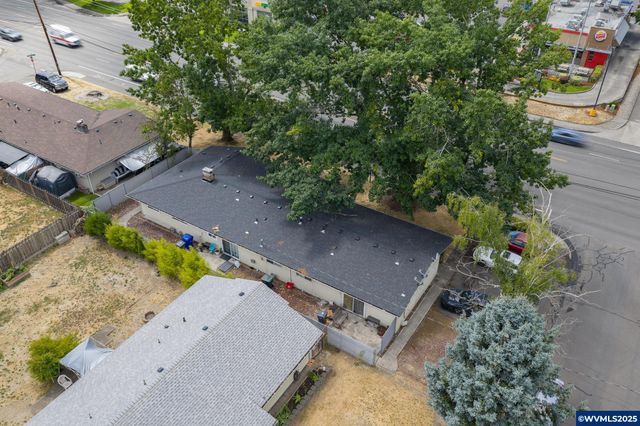 2910 Lancaster Dr NE, Salem, OR 97305