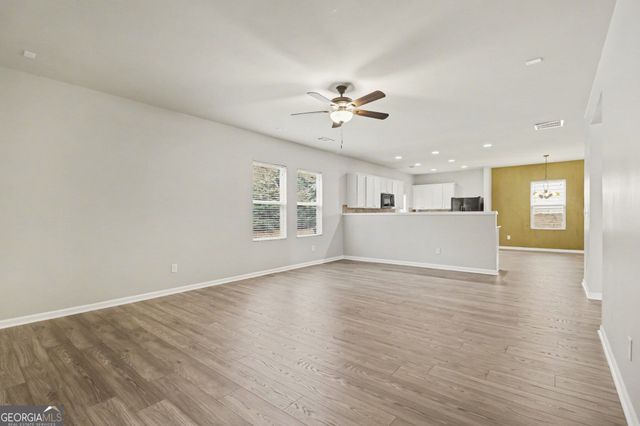 6858 Pierless Avenue, Sugar Hill, GA 30518