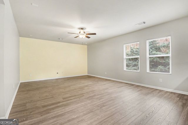 6858 Pierless Avenue, Sugar Hill, GA 30518
