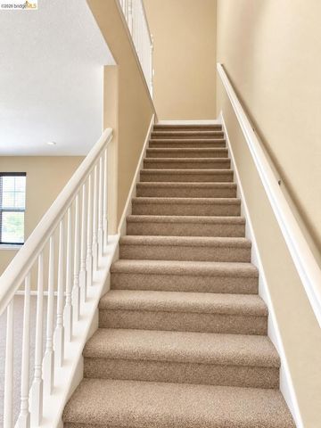 2520 Snowy Egret St, Modesto, CA 95355