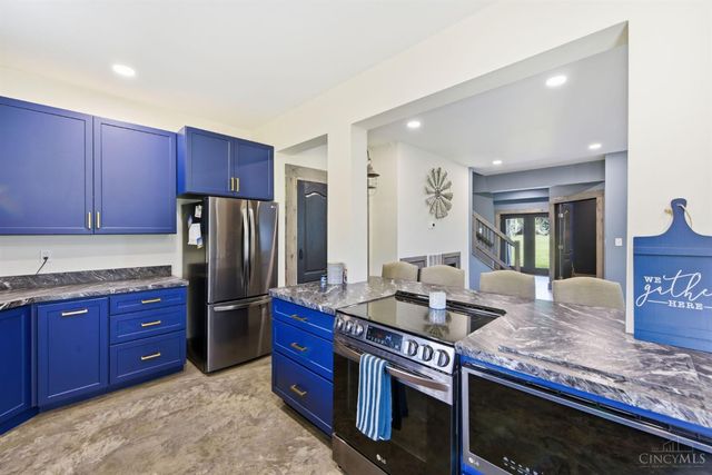 2585 Moler Road, Wayne Twp, OH 45122