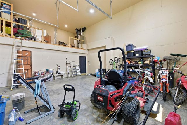 2585 Moler Road, Wayne Twp, OH 45122