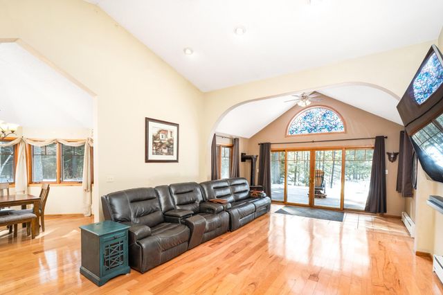 4512 Boulder Dam Road, Duluth, MN 55803