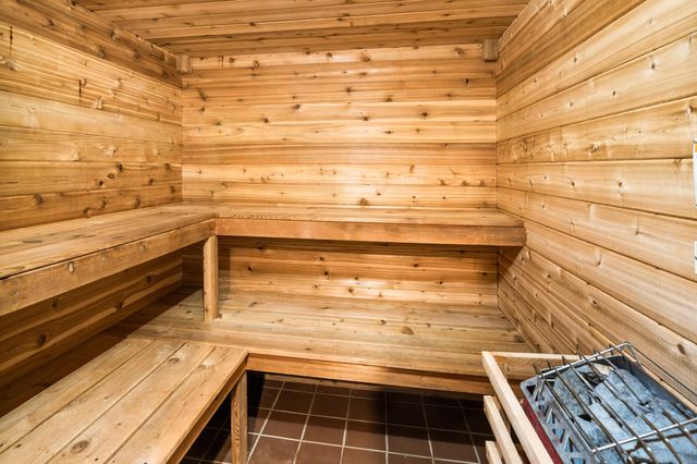 4512 Boulder Dam Road, Duluth, MN 55803