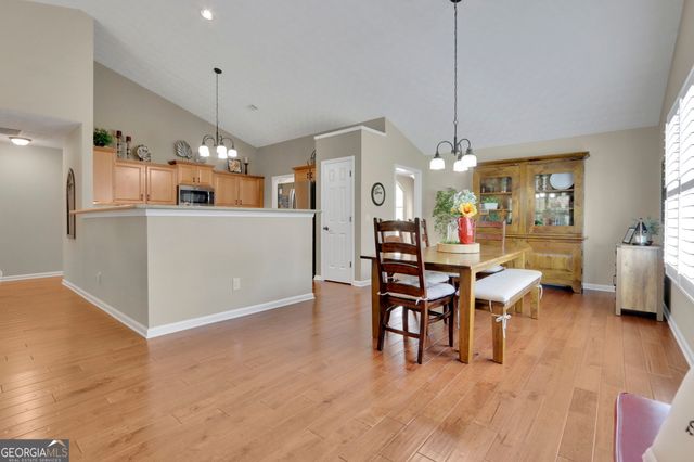 8720 Meadow Glen Court, Gainesville, GA 30506