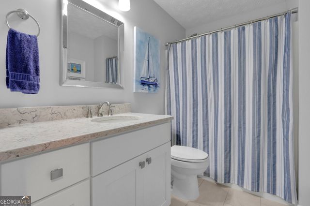 8720 Meadow Glen Court, Gainesville, GA 30506