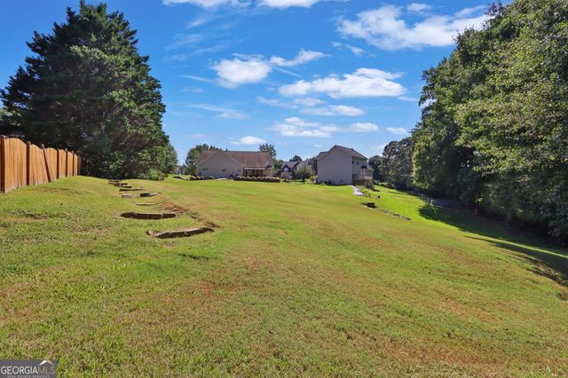 8720 Meadow Glen Court, Gainesville, GA 30506