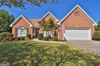 8720 Meadow Glen Court, Gainesville, GA 30506