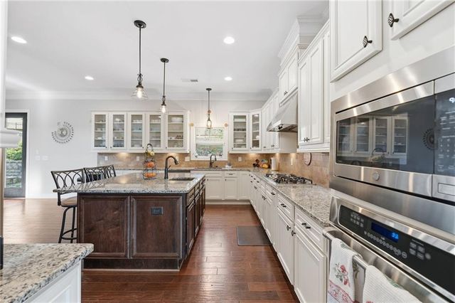 2471 Brewer Way NE, Marietta, GA 30066