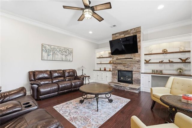 2471 Brewer Way NE, Marietta, GA 30066
