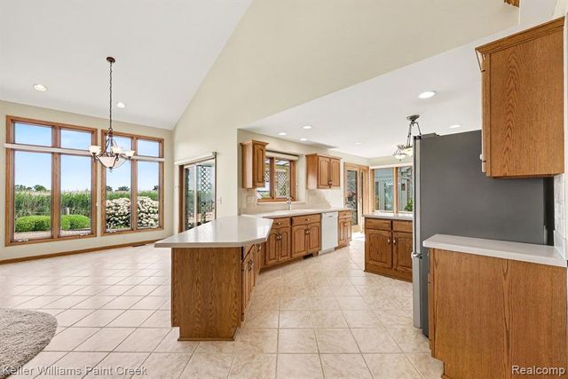 10404 Saint John Drive, Algonac, MI 48001