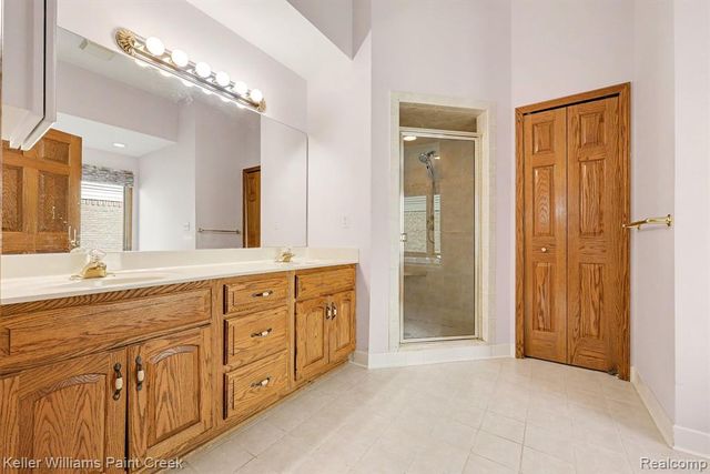 10404 Saint John Drive, Algonac, MI 48001
