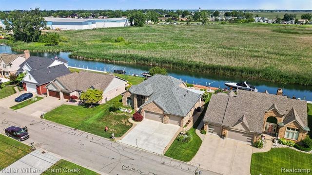 10404 Saint John Drive, Algonac, MI 48001