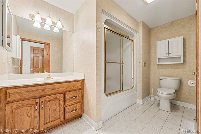 10404 Saint John Drive, Algonac, MI 48001