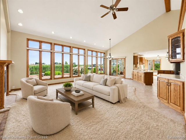 10404 Saint John Drive, Algonac, MI 48001