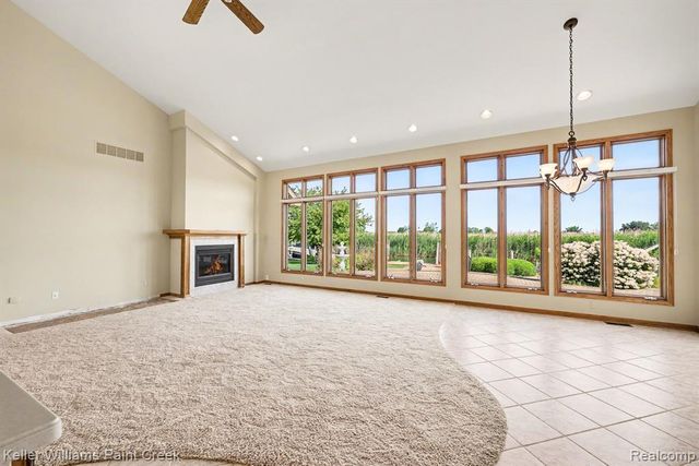 10404 Saint John Drive, Algonac, MI 48001