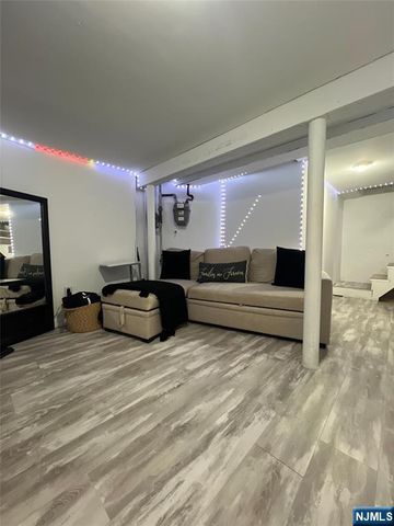 493 River Drive, Elmwood Park, NJ 07407