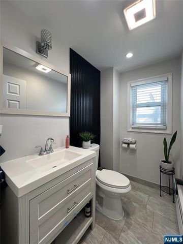 493 River Drive, Elmwood Park, NJ 07407