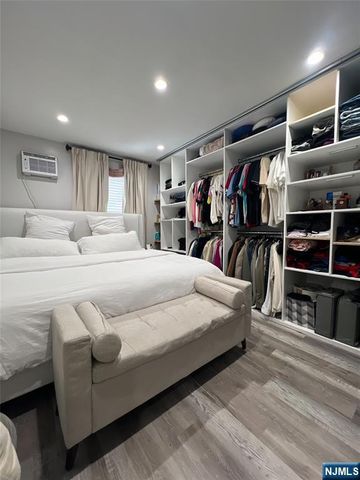 493 River Drive, Elmwood Park, NJ 07407