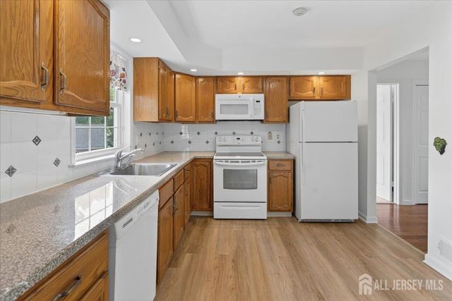 124 Concordia Circle H, Monroe, NJ 08831