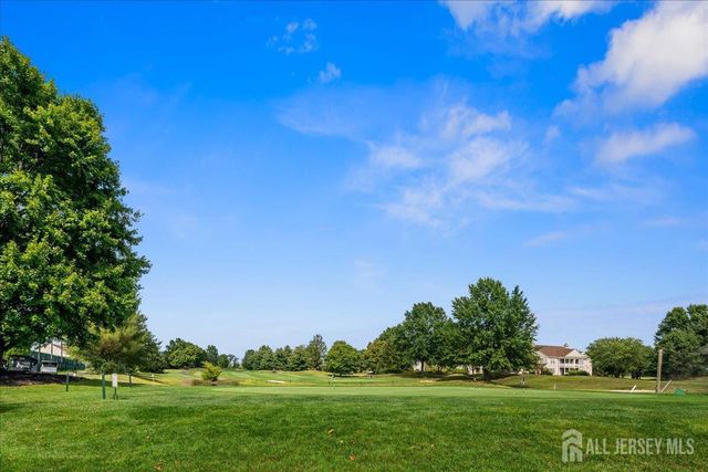 124 Concordia Circle H, Monroe, NJ 08831