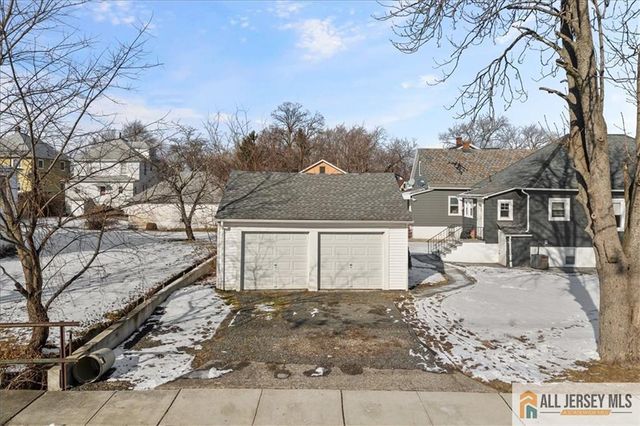 8 Center Street, South River, NJ 08882