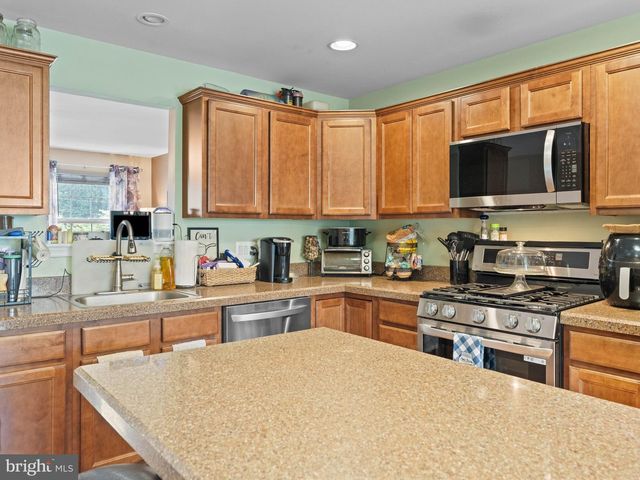 14 LUMBER LN, Mount Ephraim, NJ 08059