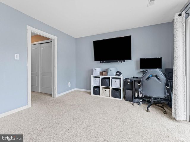 14 LUMBER LN, Mount Ephraim, NJ 08059
