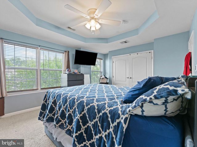 14 LUMBER LN, Mount Ephraim, NJ 08059