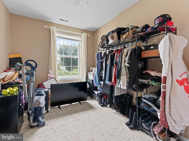 14 LUMBER LN, Mount Ephraim, NJ 08059
