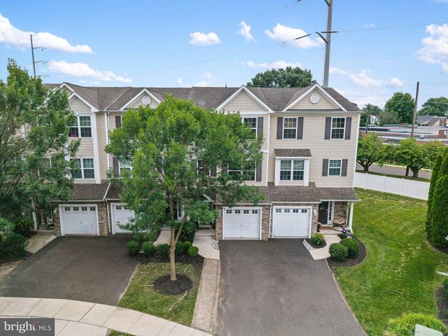 14 LUMBER LN, Mount Ephraim, NJ 08059