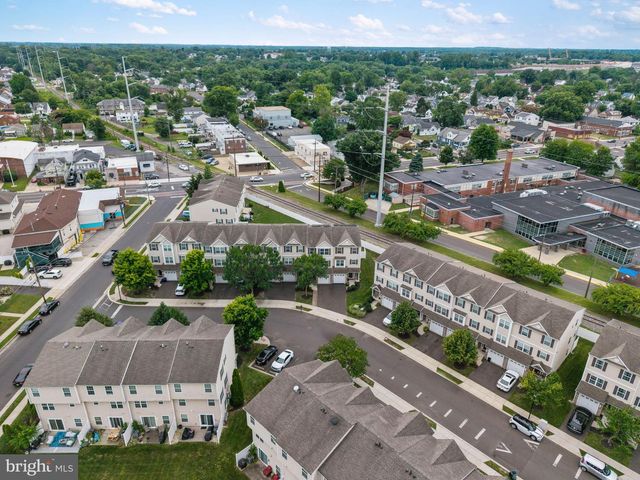 14 LUMBER LN, Mount Ephraim, NJ 08059