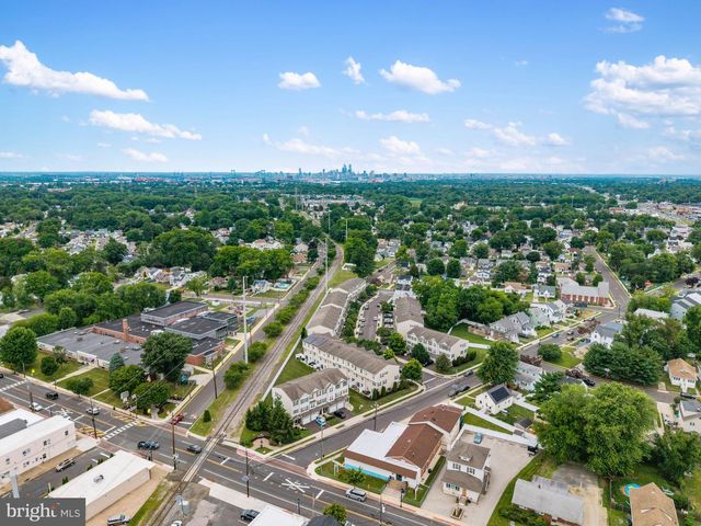 14 LUMBER LN, Mount Ephraim, NJ 08059