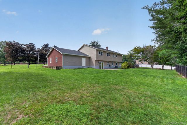 123 Lester Drive, Tappan, NY 10983