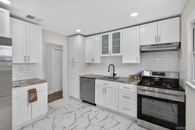 123 Lester Drive, Tappan, NY 10983