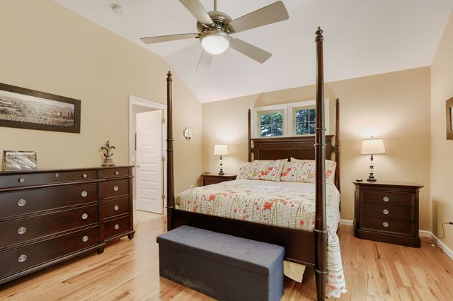 60 Lightning Bug Ln, Sewanee, TN 37375