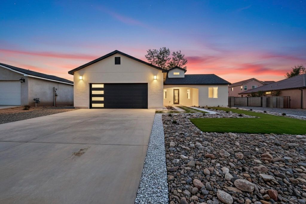 1700 Nancy Lopez Boulevard, Rio Communities, NM 87002