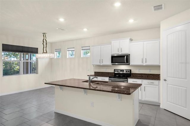 1511 LYONSDALE LANE, Sanford, FL 32771