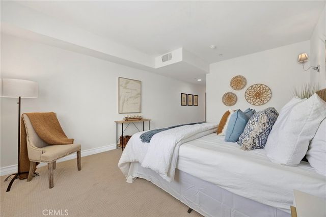 1726 S Bentley Avenue PH3, Los Angeles, CA 90025