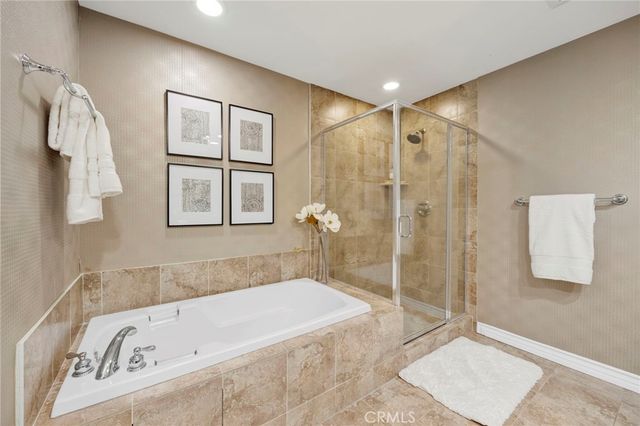 1726 S Bentley Avenue PH3, Los Angeles, CA 90025