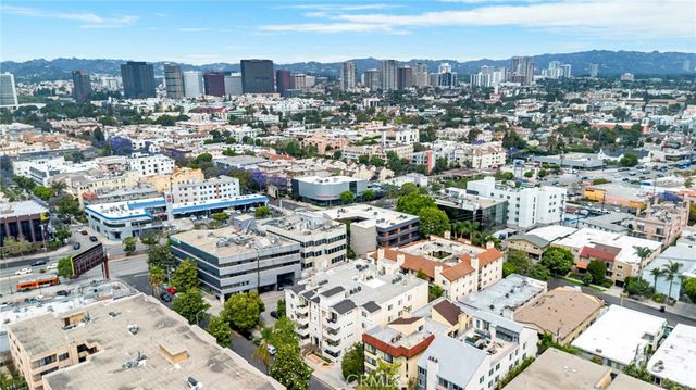 1726 S Bentley Avenue PH3, Los Angeles, CA 90025