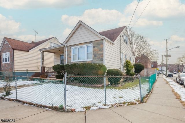 284 W End Ave, Newark City, NJ 07106